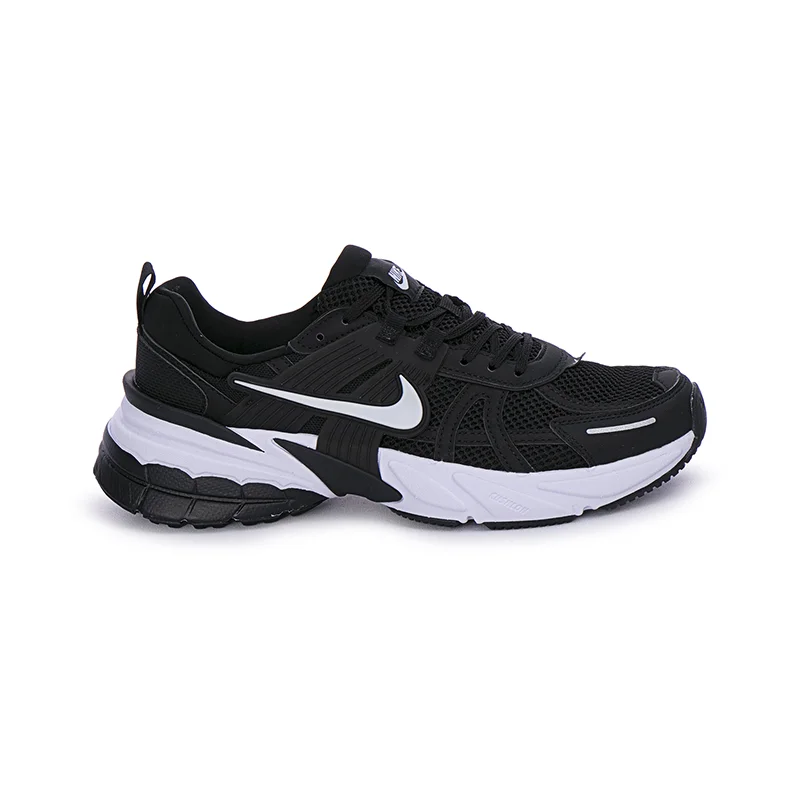 کفش ورزشی مردانه رانینگ V2K نایک FE8825 - 1375                                           مشکی/سفید