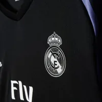 پیراهن فوتبال دوم رعال مادرید آدیداس