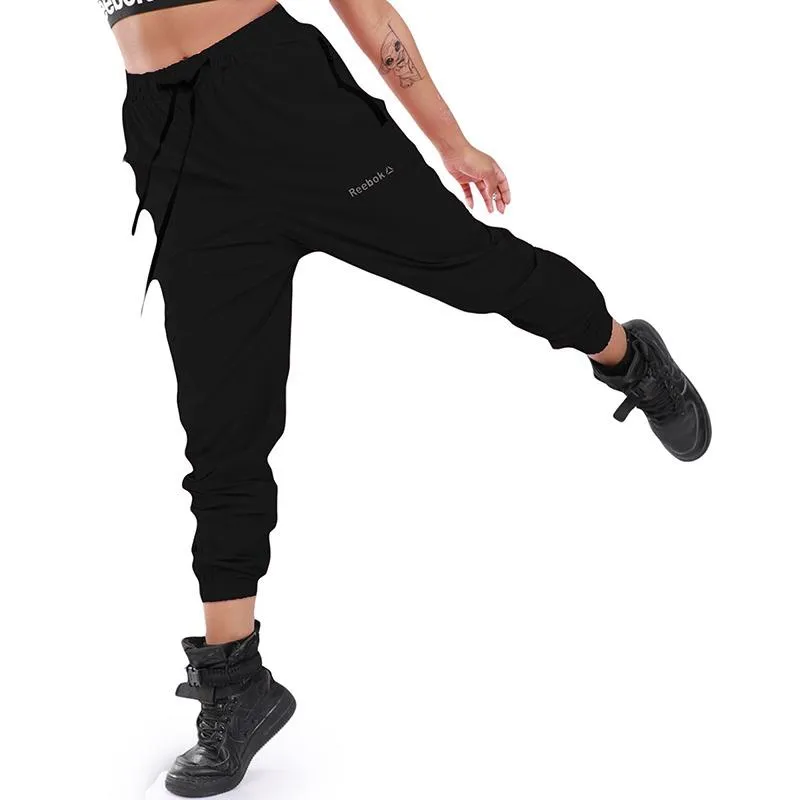 شلوار ورزشی زنانه طرح ریبوک اسلش میکرو