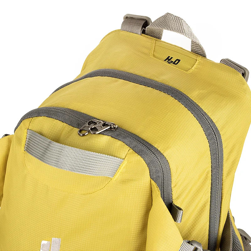 کوله کوهنوردی 20 لیتری طرح دیوتر فنردار