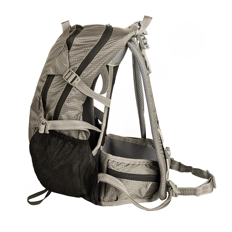 کوله کوهنوردی 20 لیتری طرح دیوتر فنردار