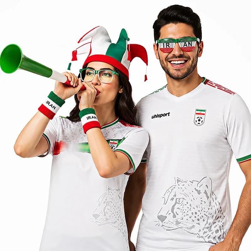 ست پیشنهادی هواداری تیم ملی فوتبال ایران زنانه و مردانه تیشرت آلشپرت اصلی و کلاه شیطونی و مچ بند و بوق+ عینک هواداری 2 عدد رایگان